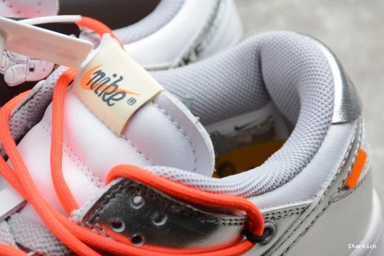 CT0856-800 Dunk Low O-W Nike  0104